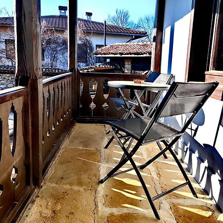 Complex Arbanashki Style-Panoramic View With Summer And Winter Terrace, Jacuzzi, Sauna, Children'S And Adult Area With Cinema Summer Hotel Veliko Tŭrnovo Exterior photo