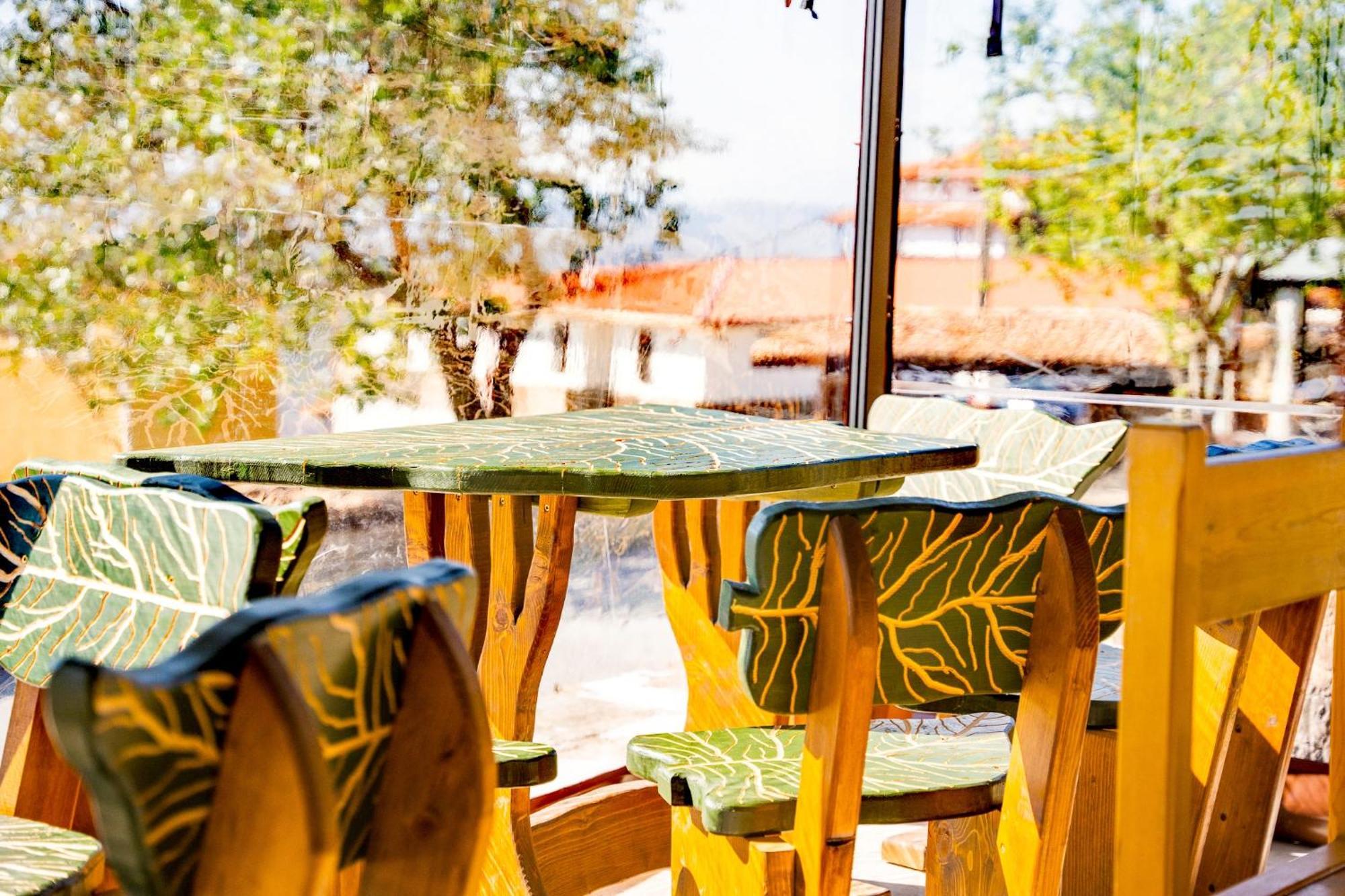 Complex Arbanashki Style-Panoramic View With Summer And Winter Terrace, Jacuzzi, Sauna, Children'S And Adult Area With Cinema Summer Arbanasi Exterior photo